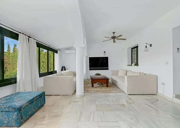 Beautiful 3 Bedroom In 빌라 *