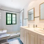 Beautiful 3 Bedroom In *