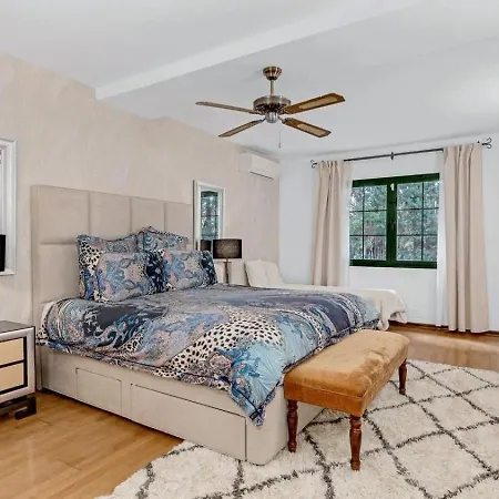 Beautiful 3 Bedroom In *